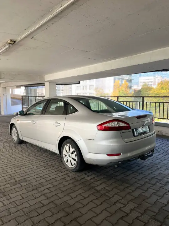 FORD MONDEO