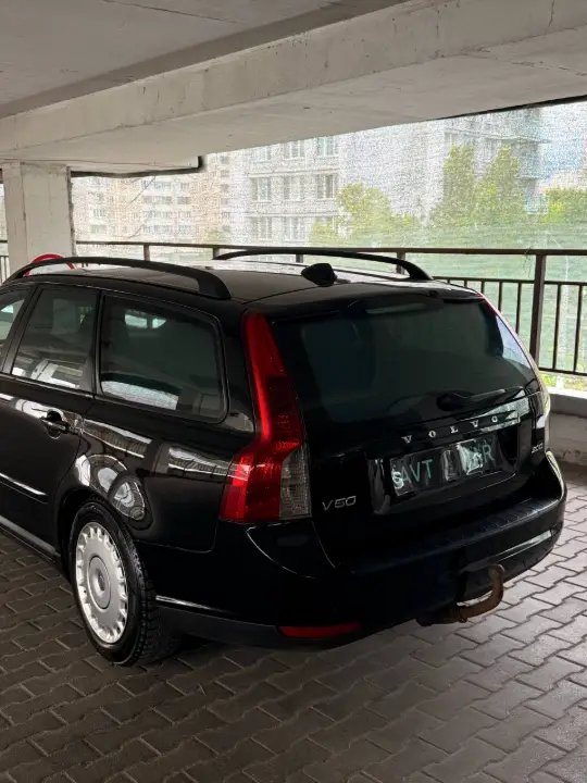 Volvo V 50