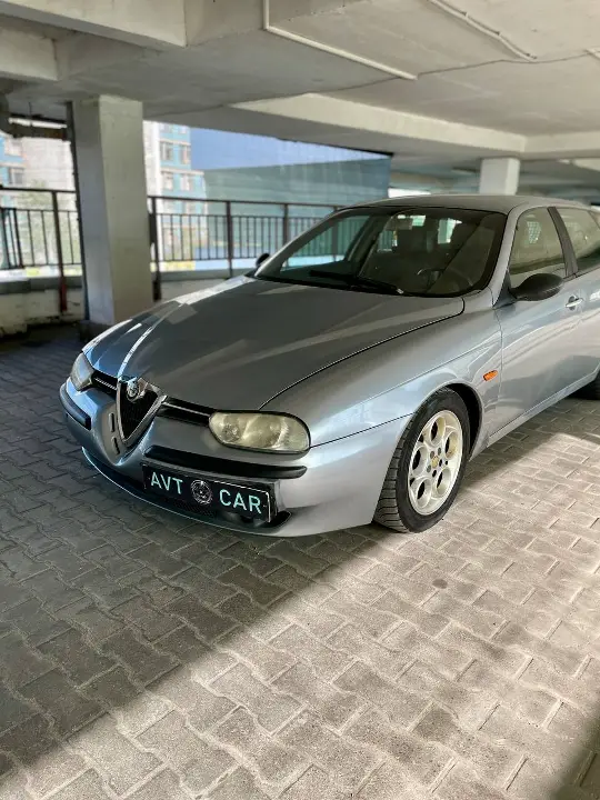Alfa Romeo 156