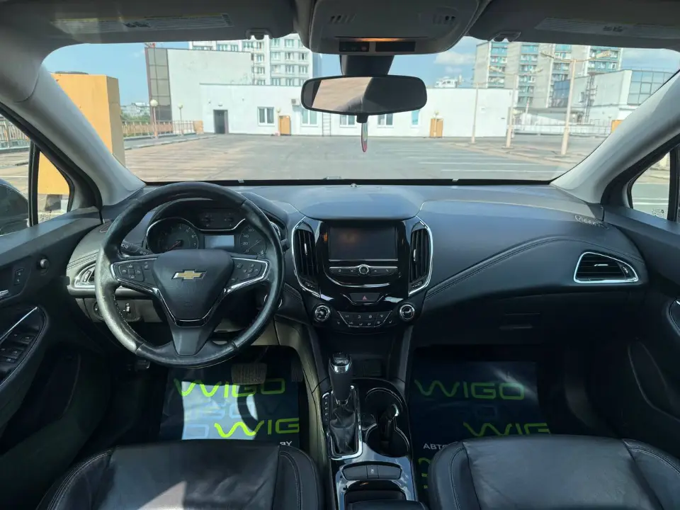 CHEVROLET CRUZE