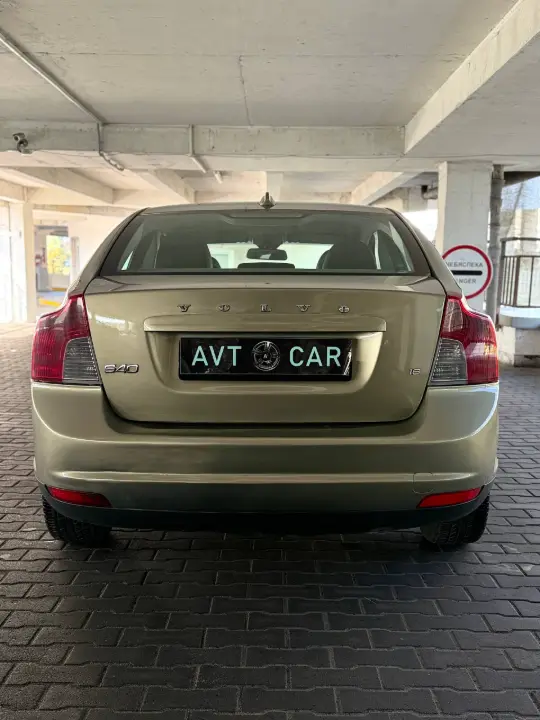 VOLVO S40
