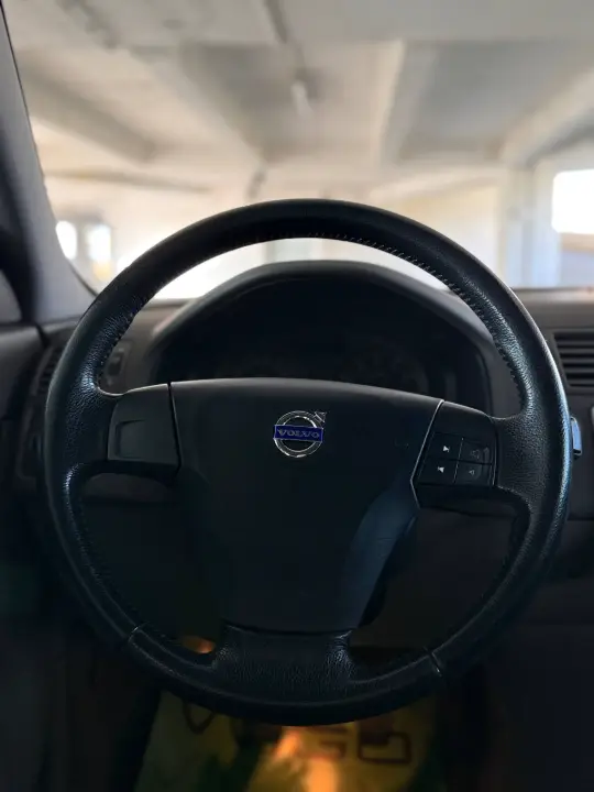 VOLVO S40