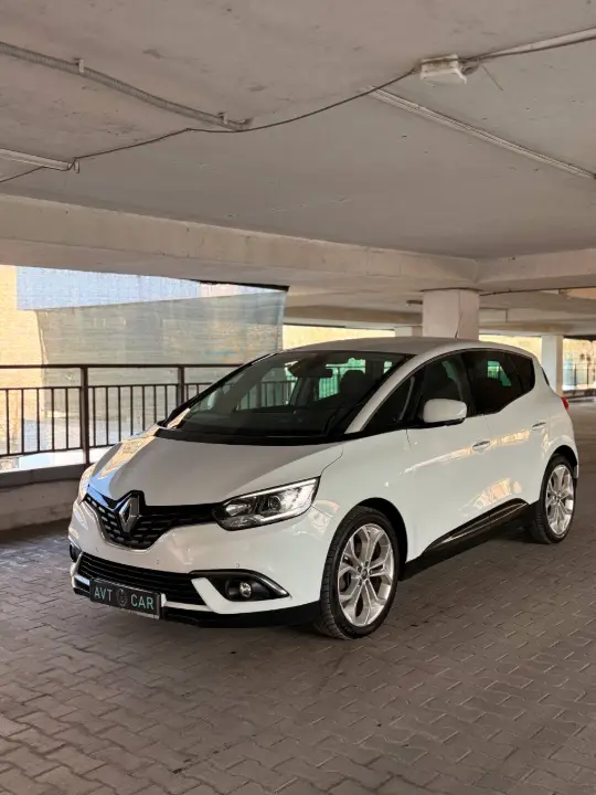 RENAULT Scenic 