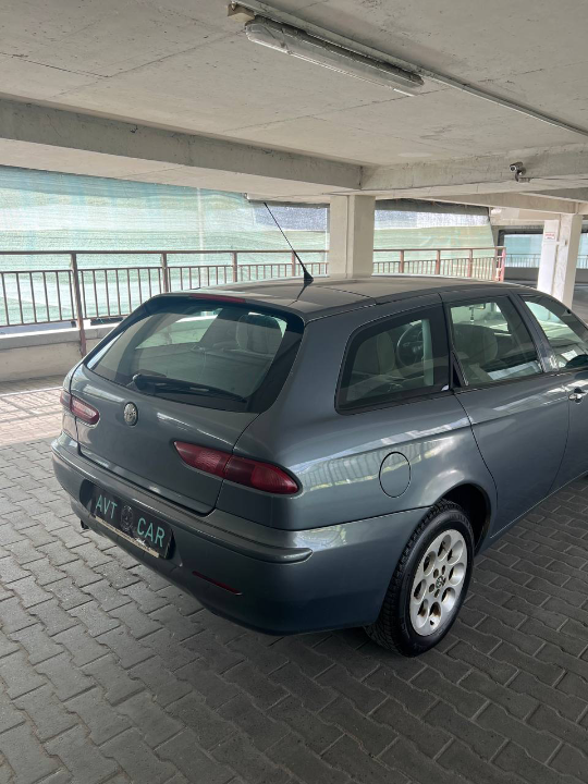 Alfa Romeo 156
