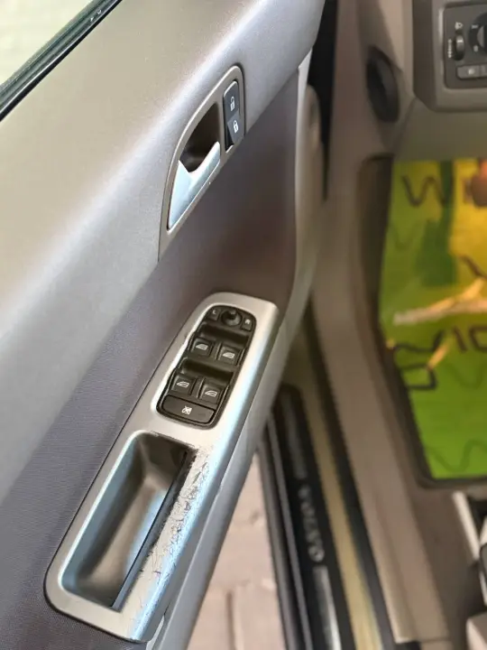 VOLVO S40