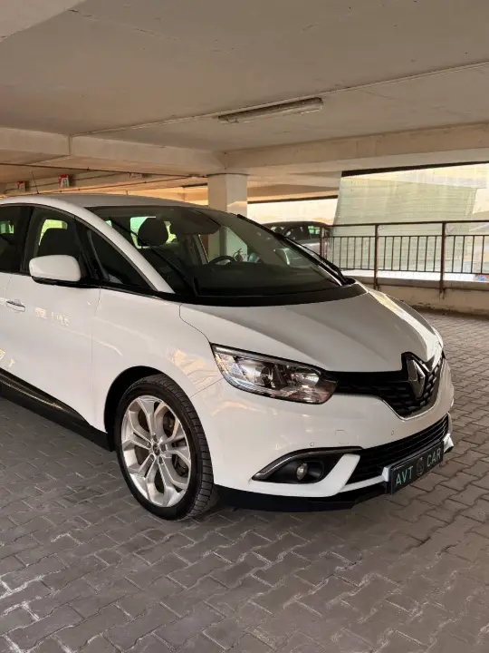 RENAULT Scenic 