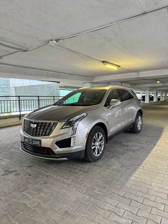 CADILLAC XT5
