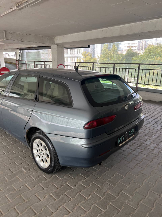 Alfa Romeo 156
