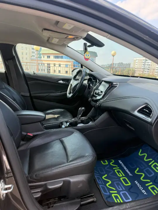 CHEVROLET CRUZE